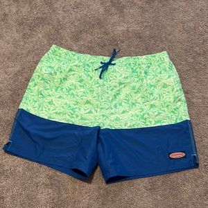 Mens vineyard vines Swim trunks